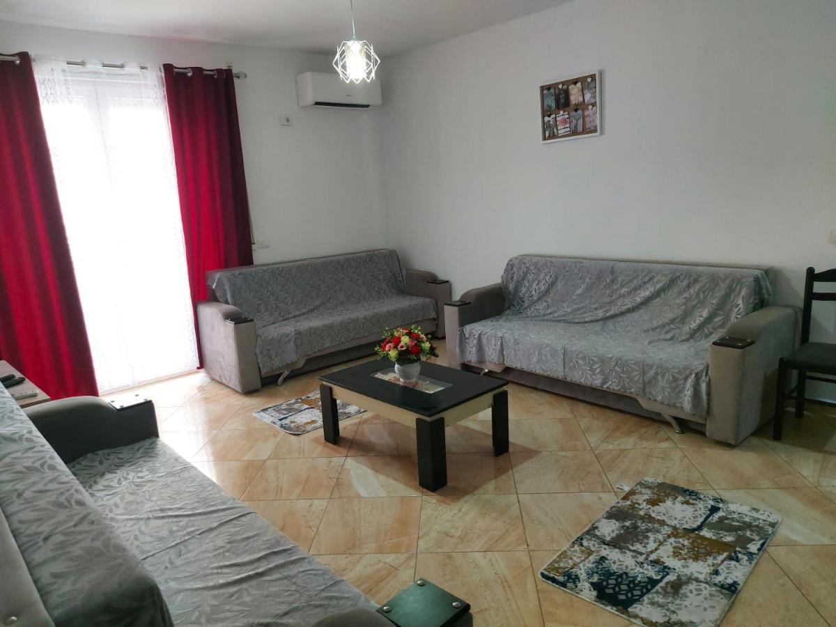 Bral Apartments 4 Durres Exterior photo